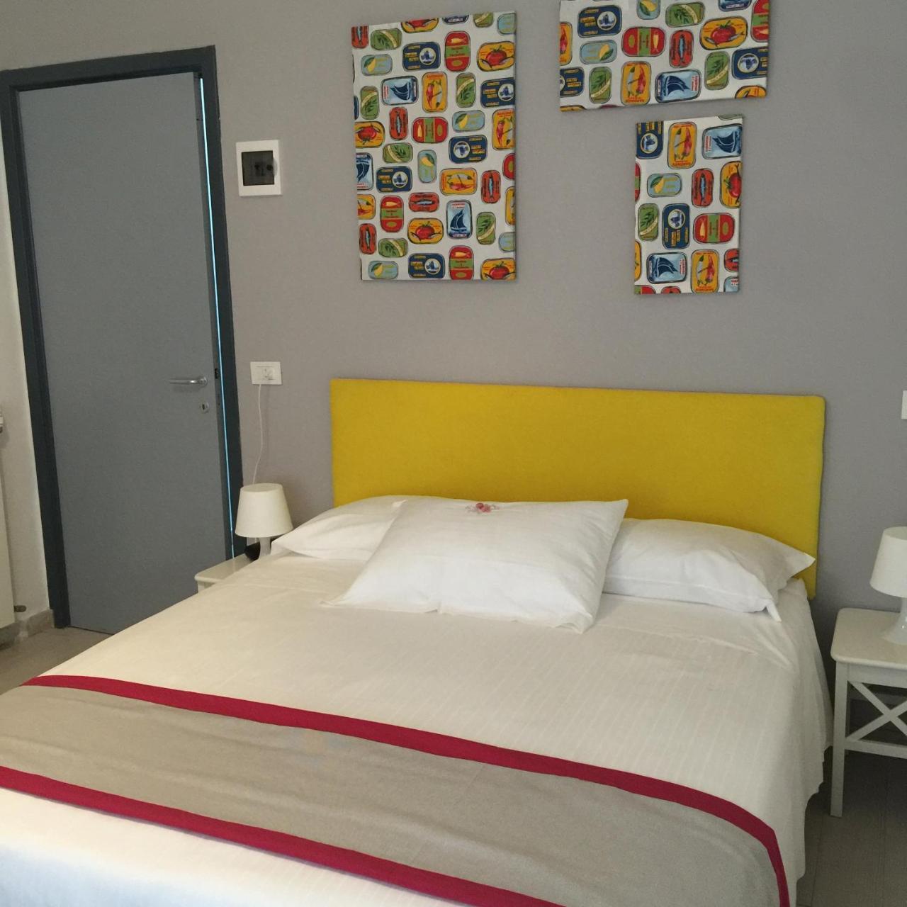 Hotel Spot ואראצה מראה חיצוני תמונה